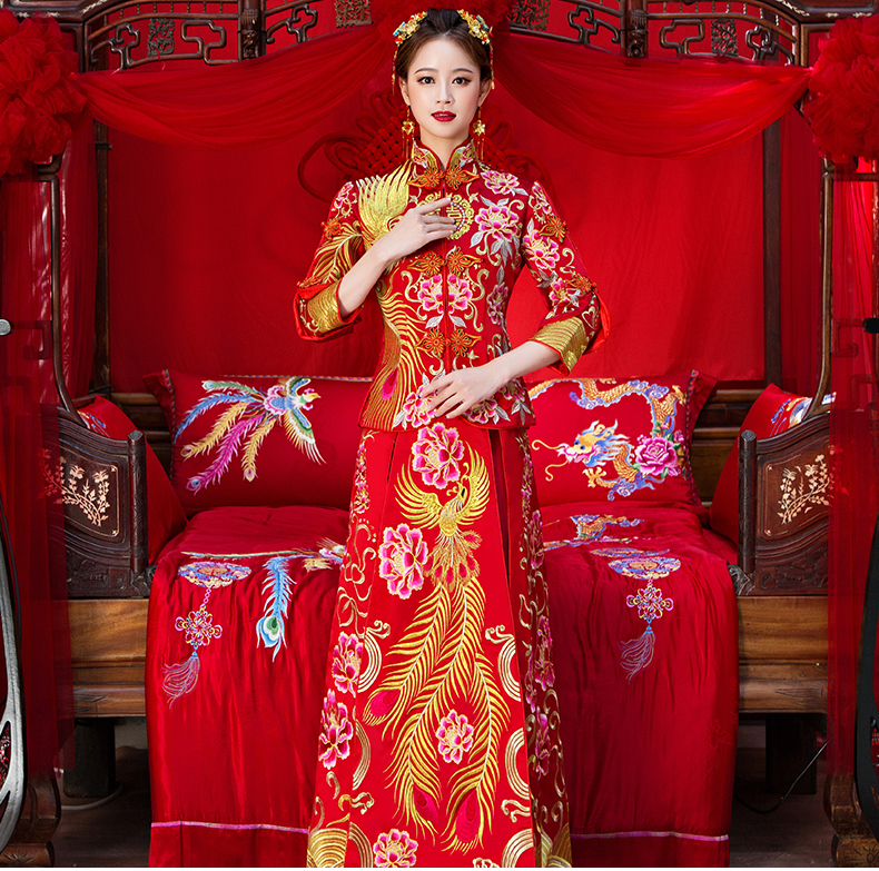 奢華刺繡中式禮服，唯美手工盤(pán)扣新娘禮服