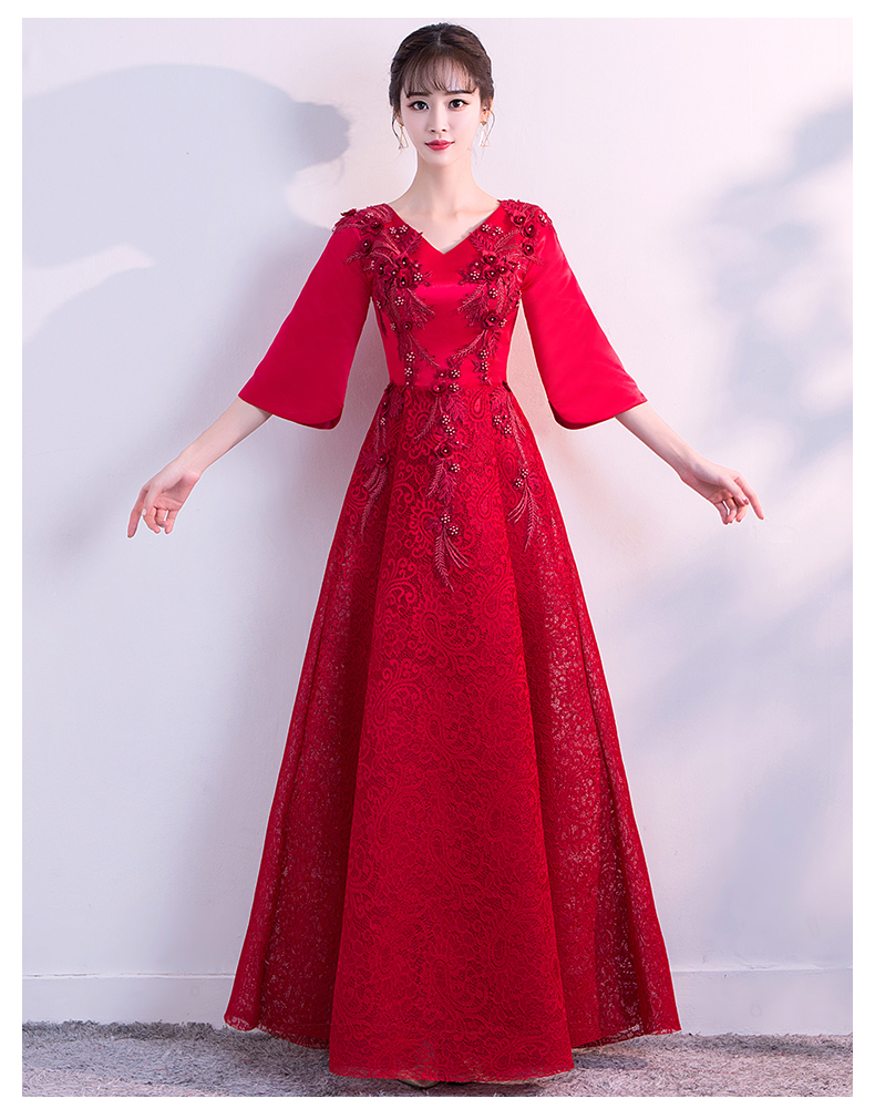 時(shí)尚性感V領(lǐng)中式禮服，立體繡花新娘結(jié)婚禮服