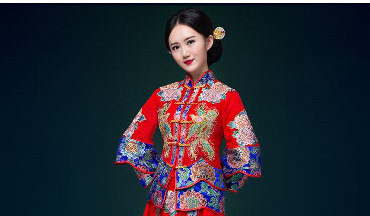 中國風中式禮服，鳳凰刺繡新娘結(jié)婚禮服
