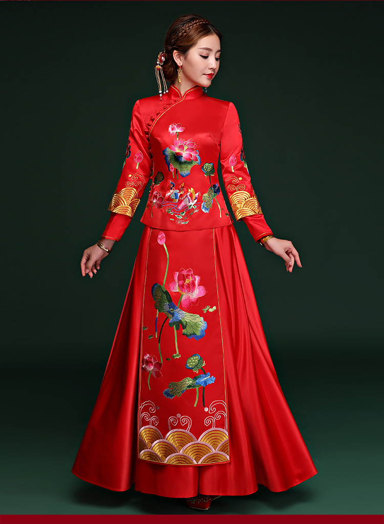 荷塘鴛鴦戲水中式禮服，中國風(fēng)新娘結(jié)婚禮服