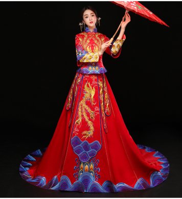 水波紋刺繡中式禮服，奢華拖尾新娘結(jié)婚禮服