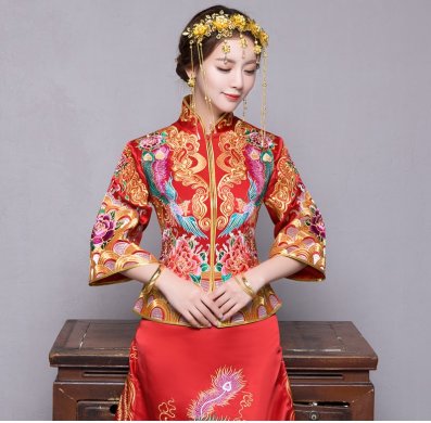 金絲繡花中式禮服，中國風新娘禮服