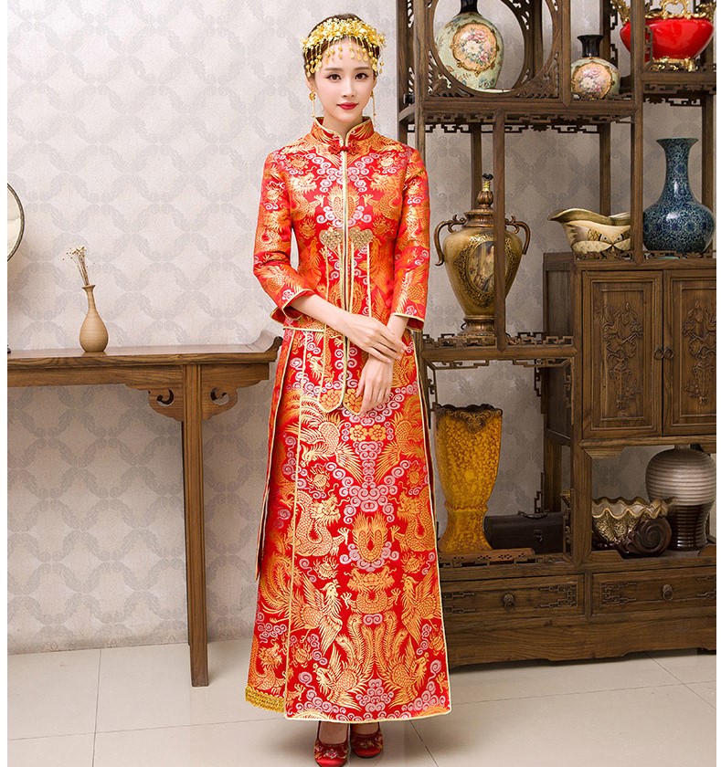 紅色旗袍中式禮服，新娘結(jié)婚禮服