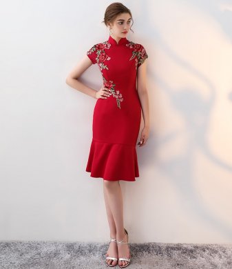 蕾絲花朵中式禮服，性感魚(yú)尾晚禮服