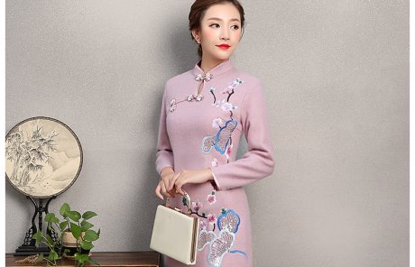 粉紫色繡花旗袍，復(fù)古民族風(fēng)旗袍裙