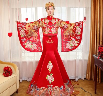 華麗復(fù)古中式禮服，新娘魚(yú)尾結(jié)婚禮服