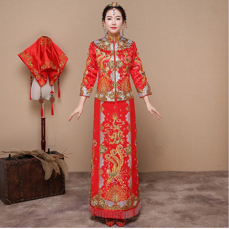 龍鳳之喜中式禮服，精致新娘結(jié)婚禮服