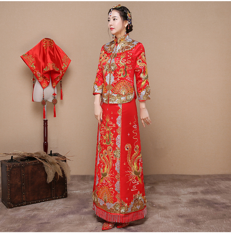 龍鳳之喜中式禮服，精致新娘結(jié)婚禮服