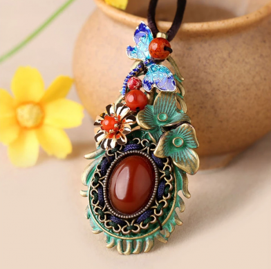 復(fù)古彩色羽毛花朵毛衣鏈，民族風(fēng)項(xiàng)鏈?zhǔn)罪? /></a></div>
		<div   id=