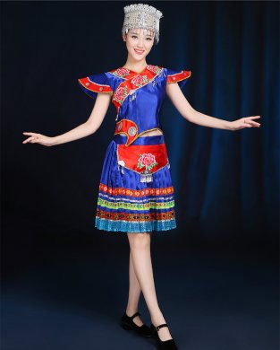 新款苗族民族服飾，云南少數(shù)民族服裝