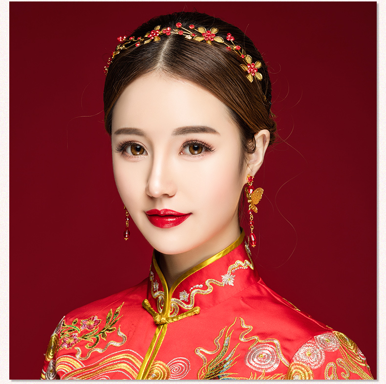 小巧中式敬酒禮服頭飾，金與紅水晶的搭配