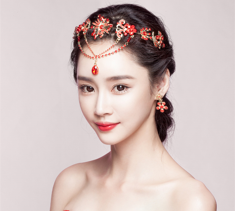 中式三件套裝敬酒服額飾，優(yōu)美盤發(fā)配飾發(fā)飾