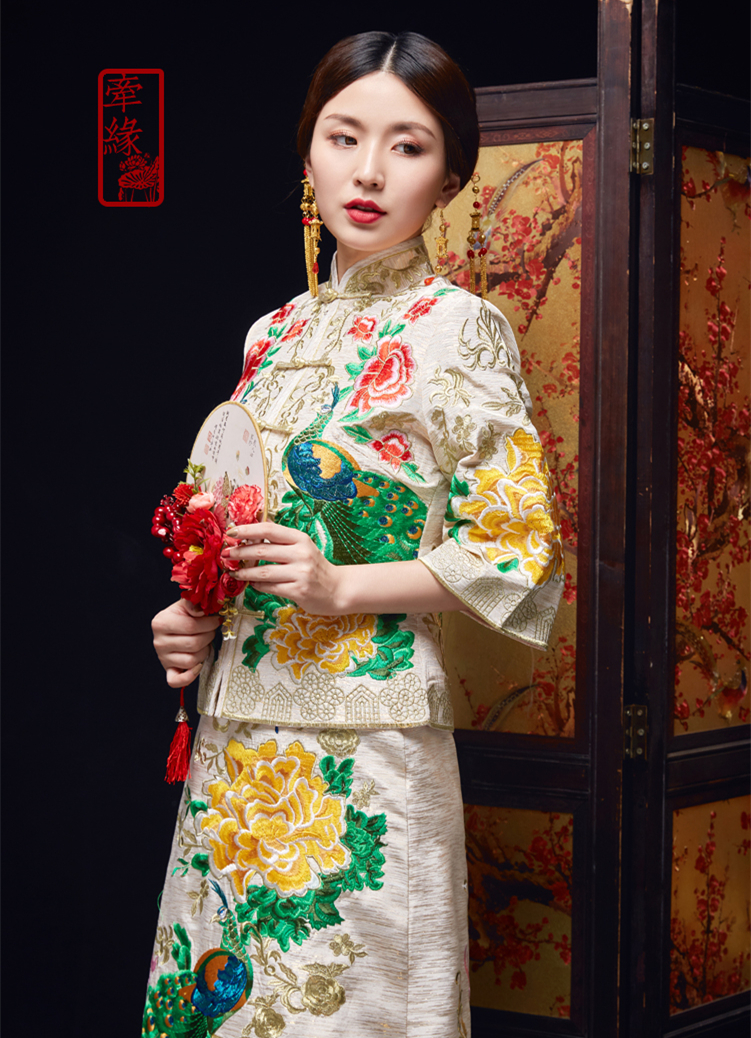復古中式白色孔雀刺繡禮服，唐裝刺繡精美龍鳳
