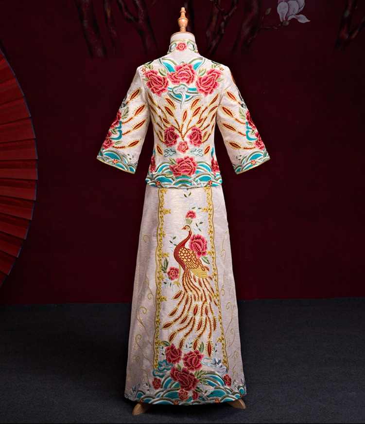 刺繡鳳凰白色中式嫁衣，結(jié)婚敬酒服旗袍修身