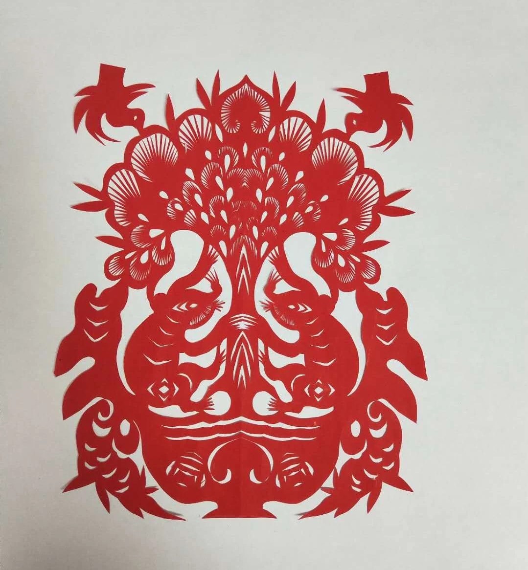 纖手巧剪妙生肖，韓春霞十二生肖剪紙作品
