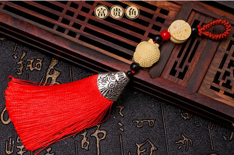 中國風(fēng)流蘇木雕，年年有余細(xì)膩木雕