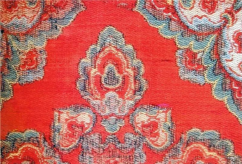最華麗的傳統(tǒng)花布，《源氏物語(yǔ)》的中國(guó)絲織品