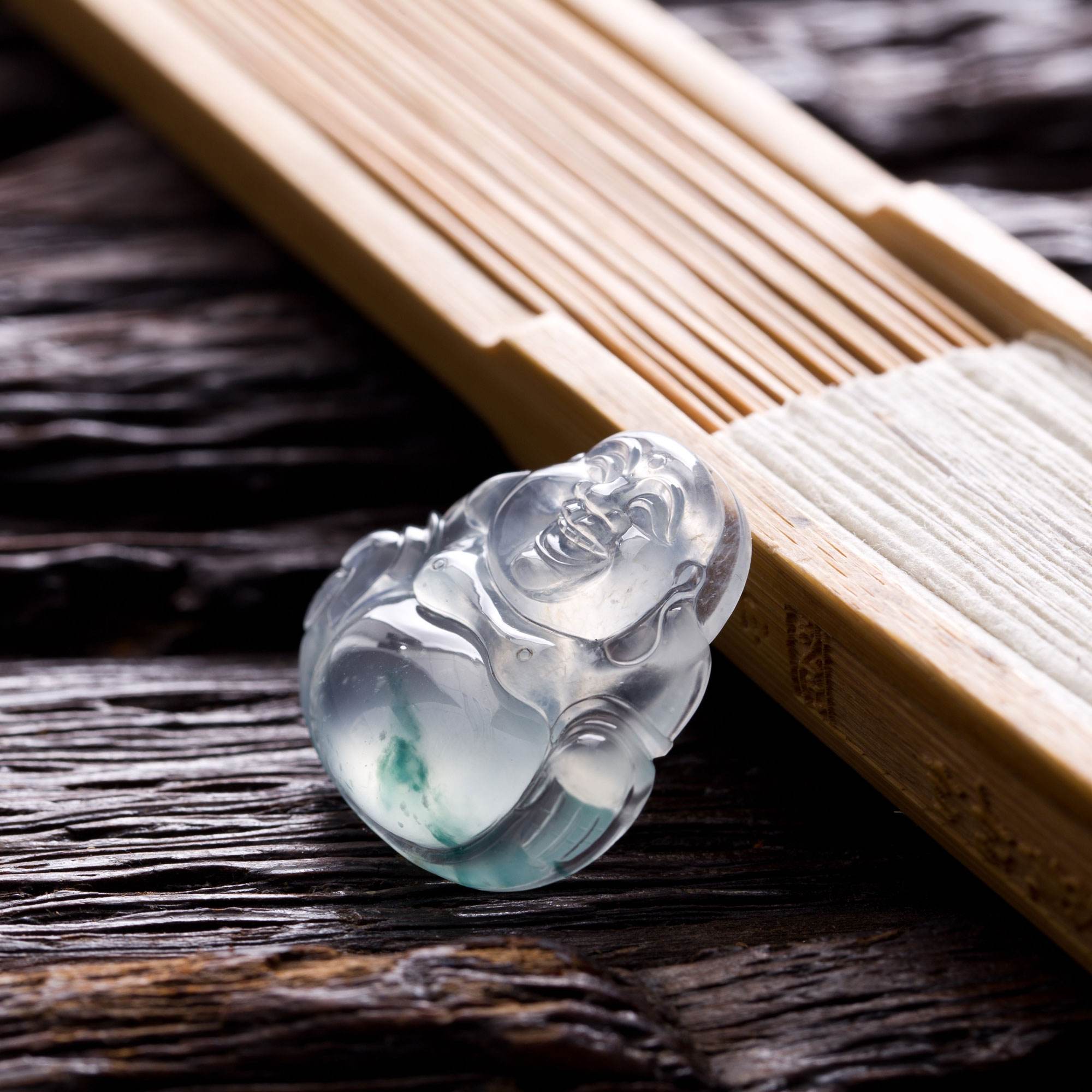 冰種飄花翡翠知識(shí)，教你如何選擇好的翡翠
