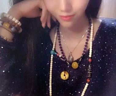手串怎么戴？左戴玉右戴銀養(yǎng)生更養(yǎng)人！