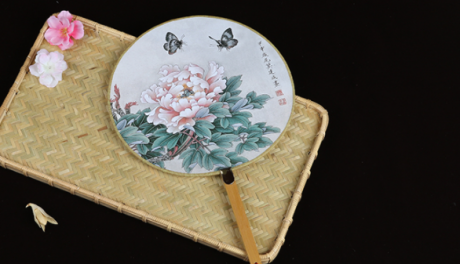 六款圖案女式團(tuán)扇，古風(fēng)工藝漢服古典扇子圖片