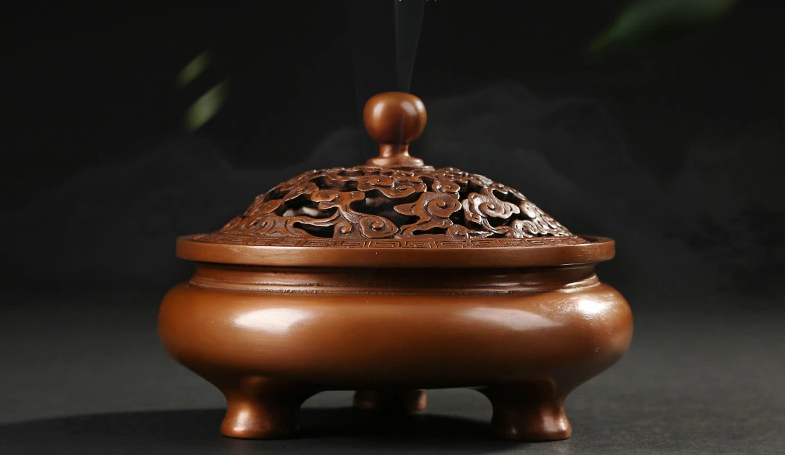 鏤空云紋熏香爐，仿古紫銅鏤空香爐