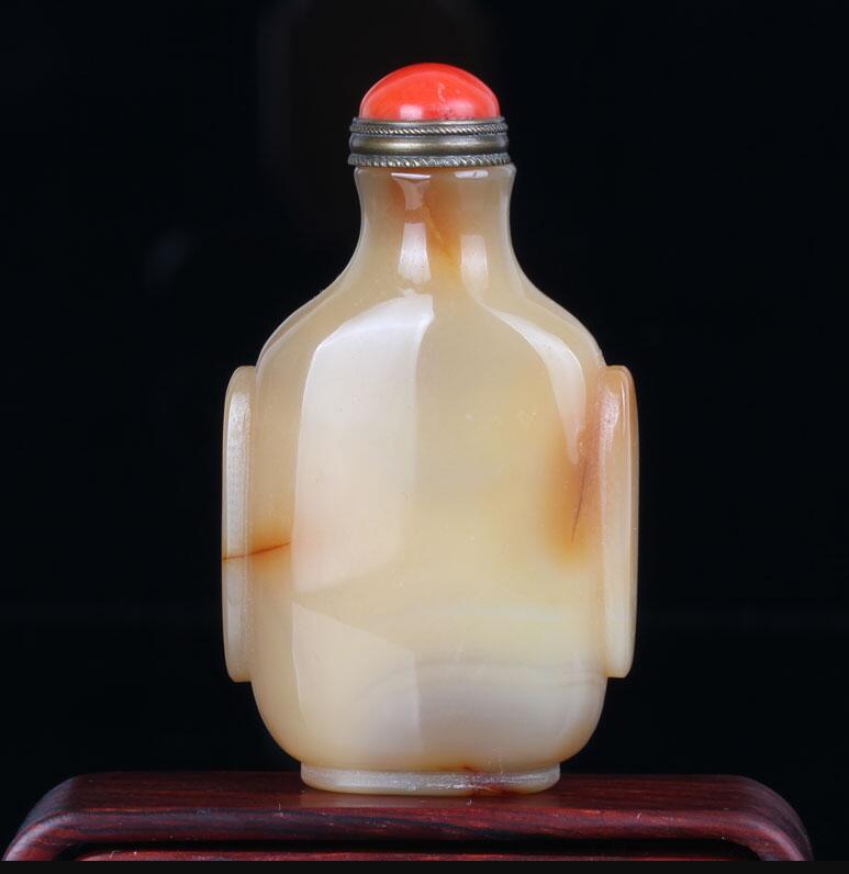 瑪瑙鼻煙壺，帝王心頭的玩物