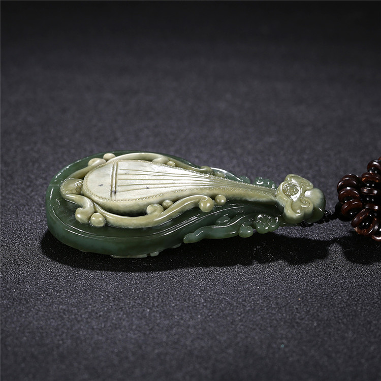精美琵琶如意和田碧玉項(xiàng)鏈，天然玉石掛墜