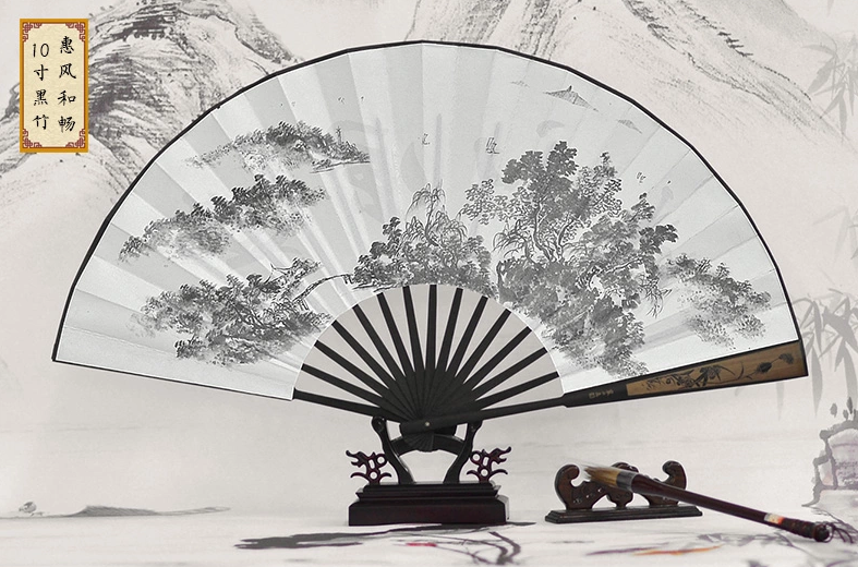 一組古典元素水墨畫(huà)絲綢折扇