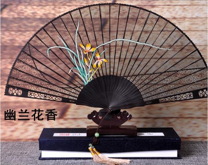 中國(guó)風(fēng)烏木扇雕刻拉花折扇
