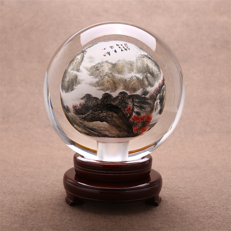創(chuàng)意展宏圖鷹水晶球，水晶是什么？
