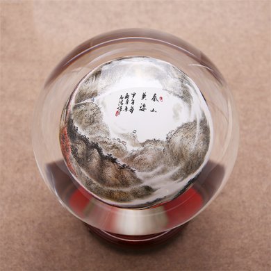 創(chuàng)意展宏圖鷹水晶球，水晶是什么？