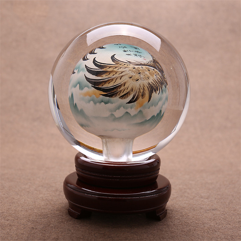創(chuàng)意展宏圖鷹水晶球，水晶是什么？