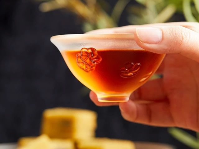 琉璃茶具美哉！淺析精致茶具設(shè)計(jì)介紹