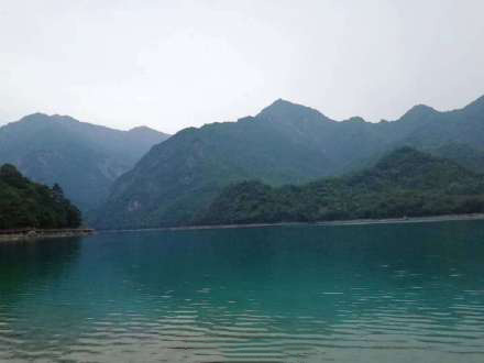 如詩(shī)如畫，恰似一幅山水風(fēng)景圖