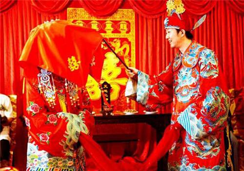 中式婚禮流程：中國(guó)人必須知道的傳統(tǒng)婚禮習(xí)俗