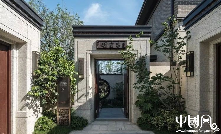 淺談辦公室大門破財禁忌，了解大門風水形式