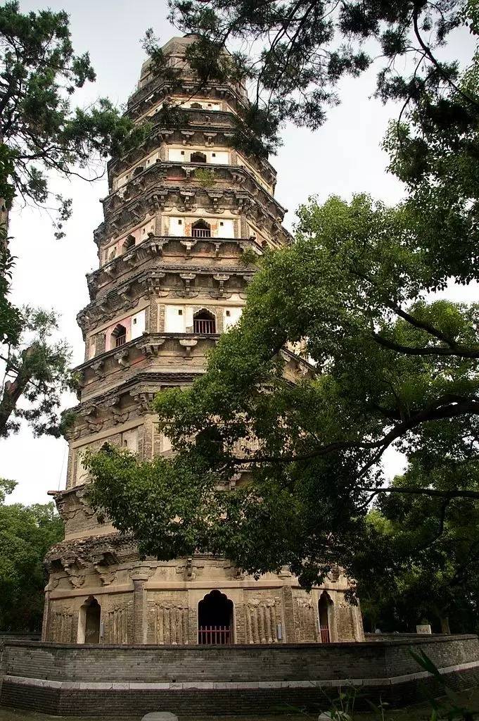 種類繁多的中國(guó)佛塔，佛教文化博大精深