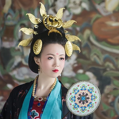 精致古典女生真人頭像，持扇古風(fēng)頭像