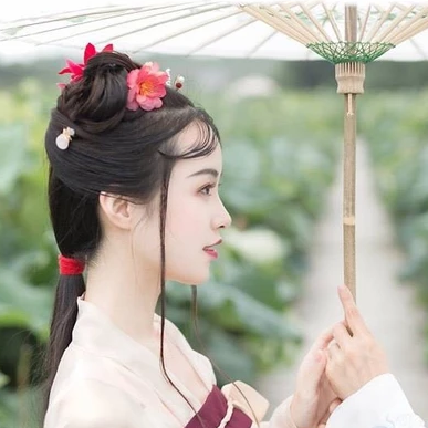 提籃采蓮女生頭像，唯美古風(fēng)真人頭像