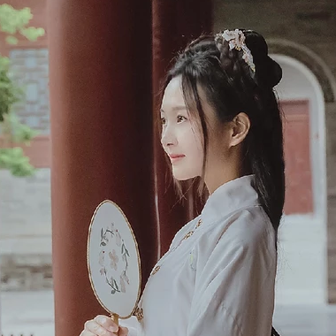 甜美可愛帶傘團(tuán)扇女生頭像，唯美古風(fēng)真人頭像
