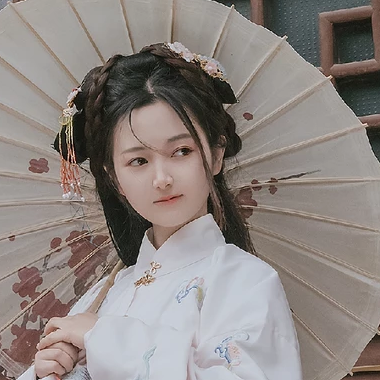 甜美可愛帶傘團扇女生頭像，唯美古風(fēng)真人頭像