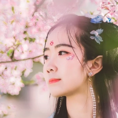 海棠花開女生頭像，唯美古風真人頭像