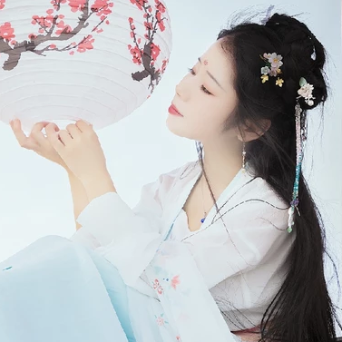 明媚江湖女生頭像，唯美古風(fēng)真人頭像
