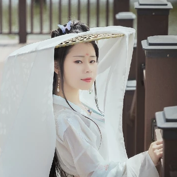 明媚江湖女生頭像，唯美古風(fēng)真人頭像