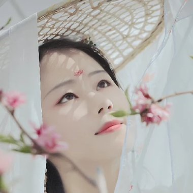 明媚江湖女生頭像，唯美古風(fēng)真人頭像