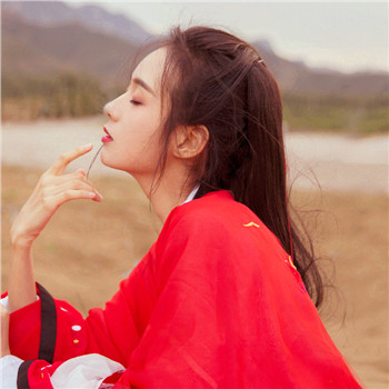 文藝清新女生頭像，唯美古風(fēng)真人頭像