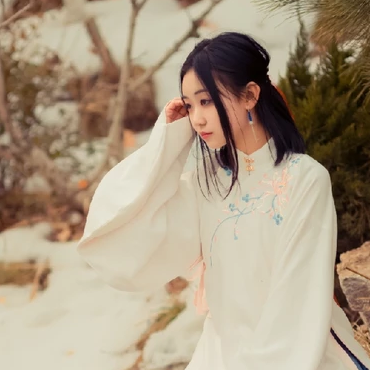 清新文藝淡雅女生頭像，唯美古風(fēng)真人頭像