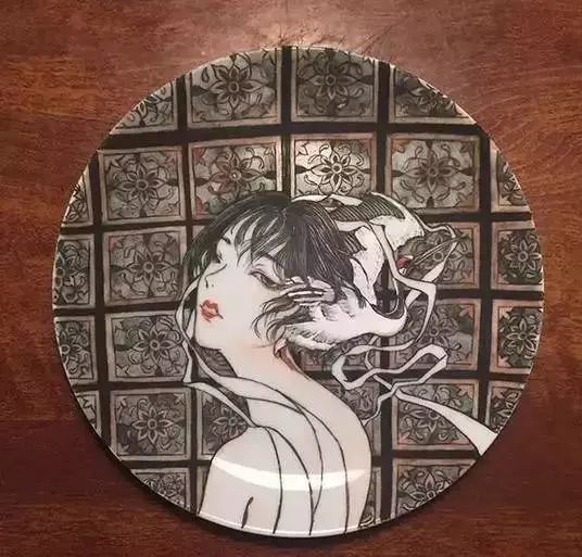 自帶仙氣的手繪插畫，古典與現(xiàn)代的巧妙結(jié)合