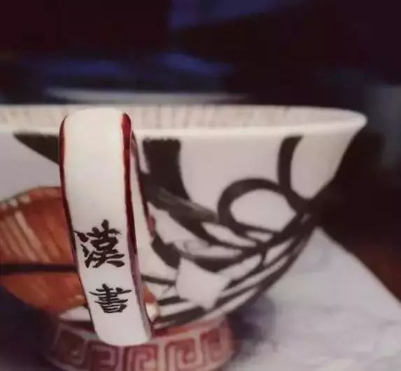 自帶仙氣的手繪插畫，古典與現(xiàn)代的巧妙結(jié)合