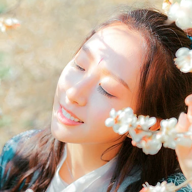 花開半夏女生頭像，唯美古風(fēng)真人頭像